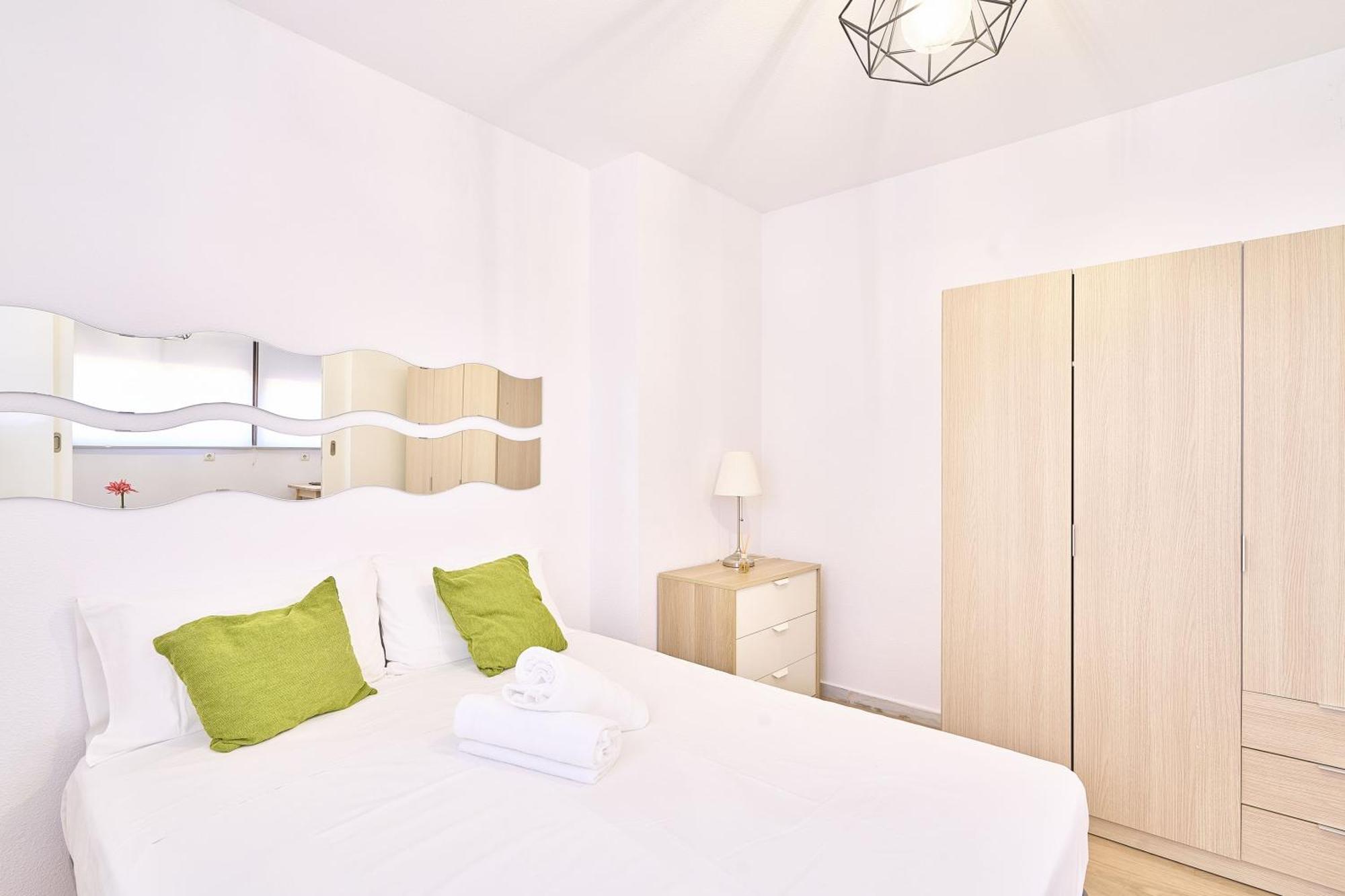 Traviesa 22 By Keyhom Apartment Salamanca Bagian luar foto