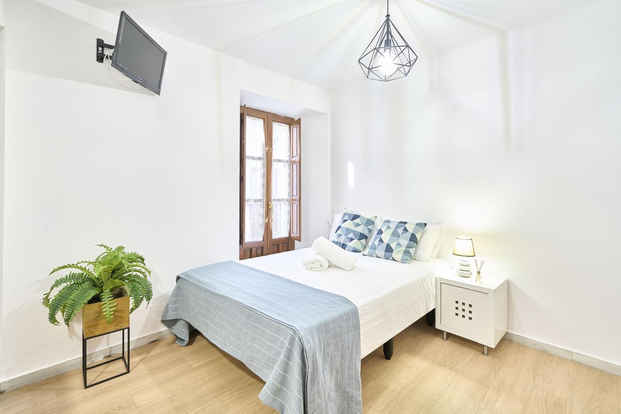 Traviesa 22 By Keyhom Apartment Salamanca Bagian luar foto
