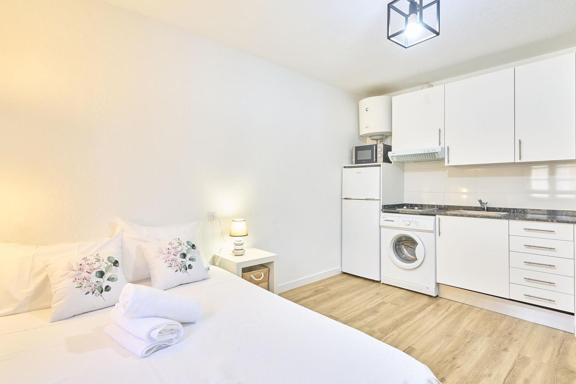 Traviesa 22 By Keyhom Apartment Salamanca Bagian luar foto
